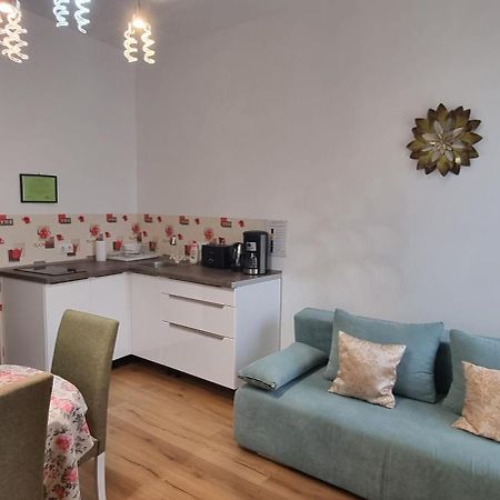 Luxury Central Apartment In Sibiu Exterior photo