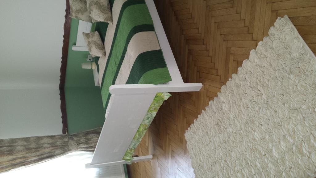 Luxury Central Apartment In Sibiu Exterior photo